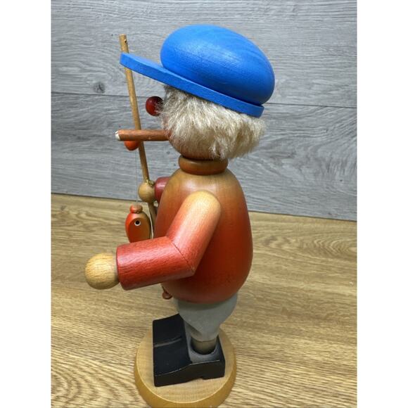Vtg Holzkunst Christian Ulbricht Fisherman 8.25” Wood German Nutcracker - Picture 8 of 12